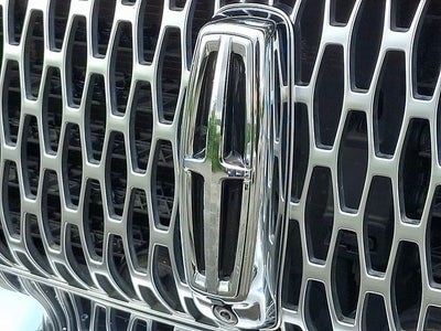 2020 Lincoln Nautilus Reserve AWD w/202a, Massage Seats