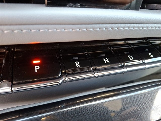 2022 Lincoln Nautilus Reserve AWD