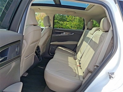 2022 Lincoln Nautilus Reserve AWD w/201a