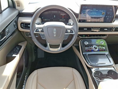 2022 Lincoln Nautilus Reserve AWD w/201a