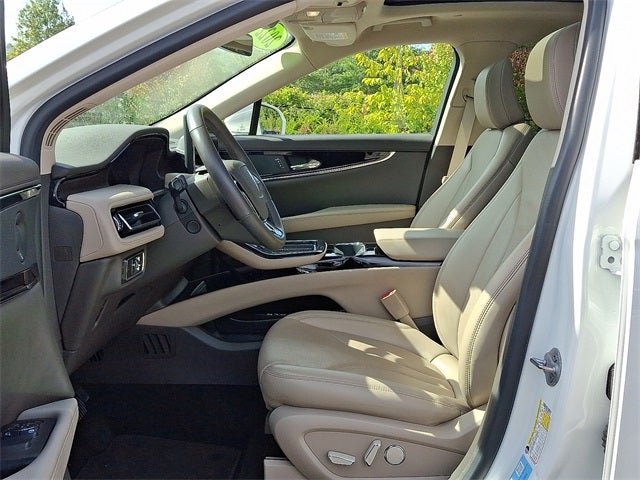 2022 Lincoln Nautilus Reserve AWD w/201a
