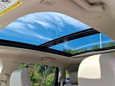 2022 Lincoln Nautilus Reserve AWD w/201a