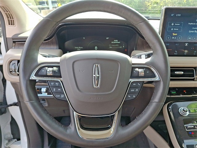 2022 Lincoln Nautilus Reserve AWD w/201a