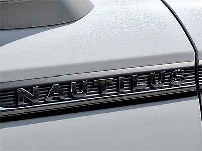 2022 Lincoln Nautilus Reserve AWD w/201a