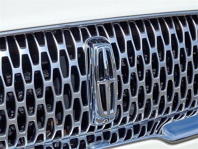 2022 Lincoln Nautilus Reserve AWD w/201a