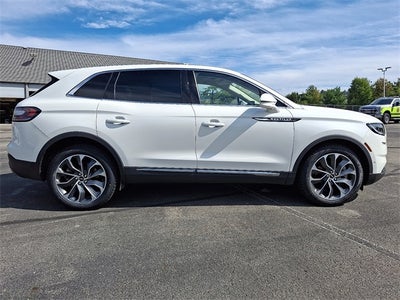 2022 Lincoln Nautilus Reserve AWD w/201a