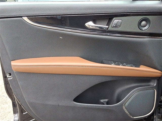 2021 Lincoln Nautilus Reserve AWD