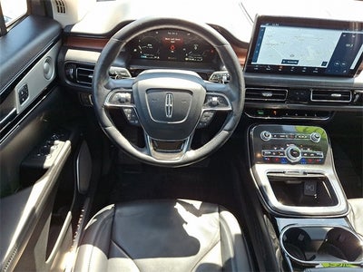2022 Lincoln Nautilus Reserve AWD w/202a