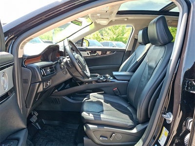 2022 Lincoln Nautilus Reserve AWD w/202a