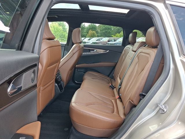 2023 Lincoln Nautilus Reserve AWD w/Luxury Pkg