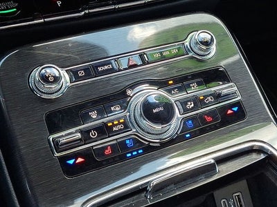 2023 Lincoln Nautilus Reserve AWD w/Luxury Pkg