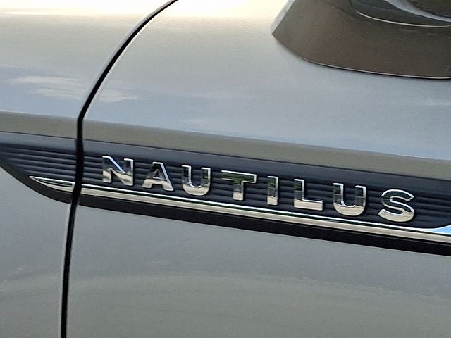 2023 Lincoln Nautilus Reserve AWD w/Luxury Pkg