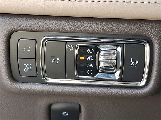 2021 Lincoln Nautilus Reserve AWD w/2.7L Engine