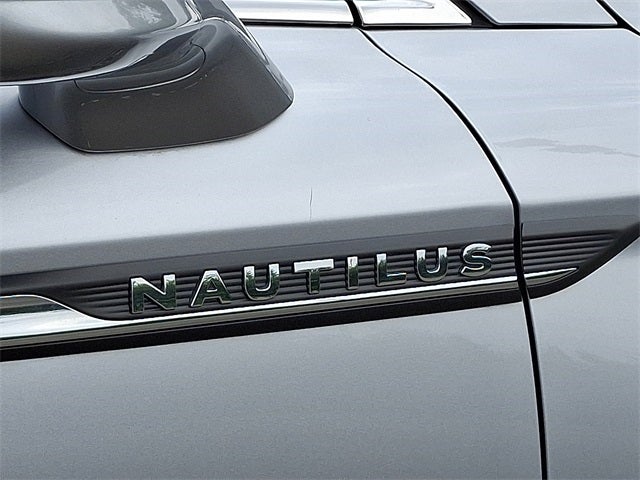 2022 Lincoln Nautilus Reserve AWD w/2.7L