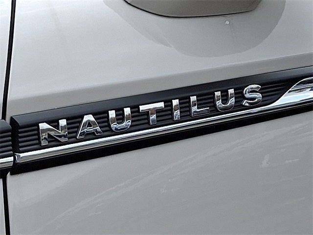 2023 Lincoln Nautilus Reserve AWD w/2.7L, 202a, Massage Seats,