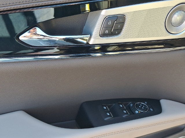 2023 Lincoln Nautilus Reserve AWD w/2.7L, 202a, Massage Seats