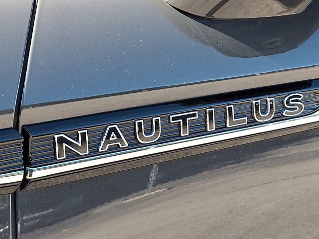 2023 Lincoln Nautilus Black Label