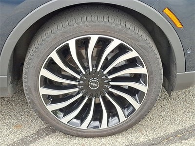 2023 Lincoln Nautilus Black Label