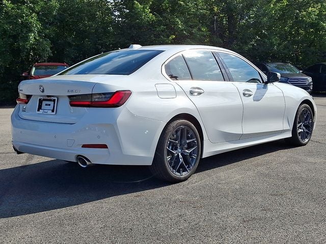 2026 BMW 3 Series 330i xDrive