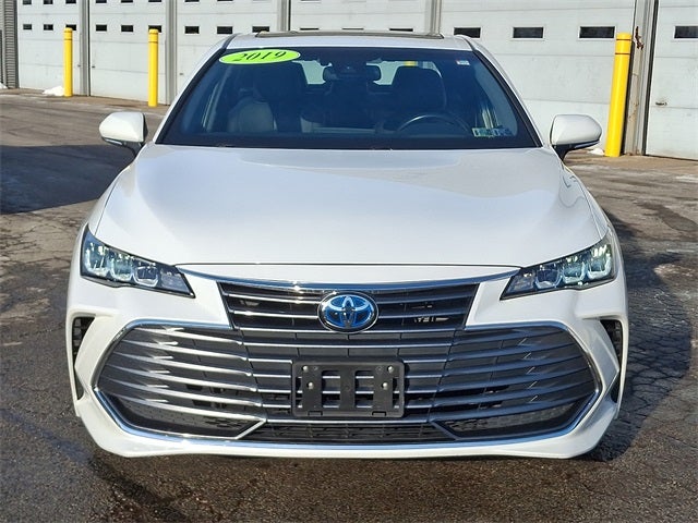 2019 Toyota Avalon Hybrid XLE Plus