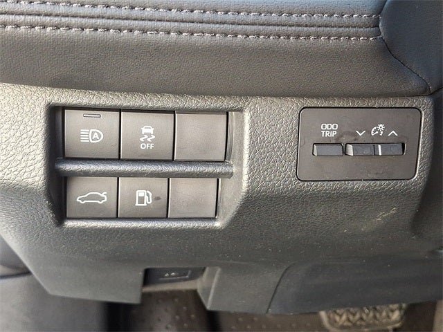 2019 Toyota Avalon Hybrid XLE Plus