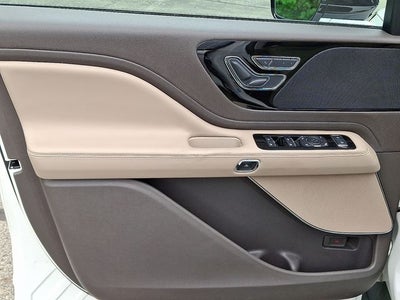 2022 Lincoln Aviator Standard AWD w/Elements/Premium Pkgs