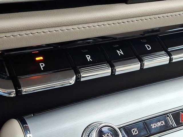 2022 Lincoln Aviator Standard AWD w/Elements/Premium Pkgs