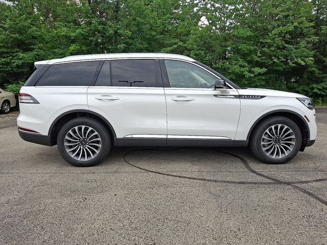 2022 Lincoln Aviator Standard AWD w/Elements/Premium Pkgs