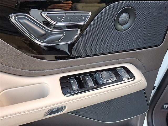 2024 Lincoln Aviator Reserve AWD w/Elements Pkg Plus