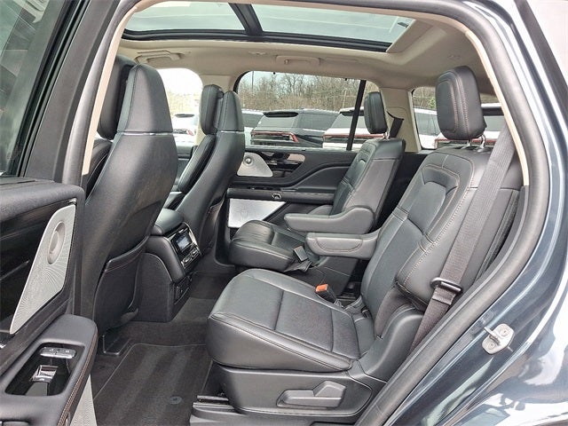 2023 Lincoln Aviator Reserve AWD w/201a, Luxury Package