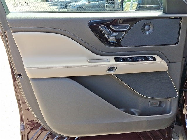 2023 Lincoln Aviator Reserve AWD w/Elements Plus Package