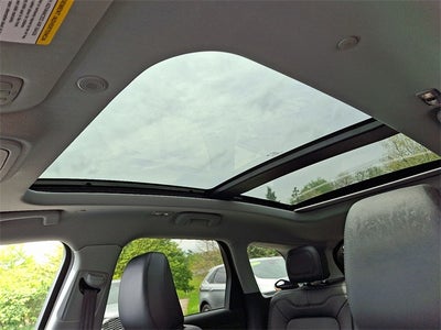 2022 Lincoln Corsair Standard AWD w/101a, Premium Package