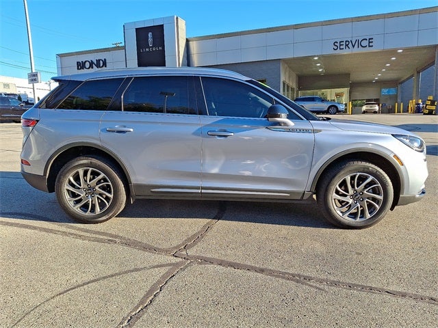 2022 Lincoln Corsair Standard AWD w/101a