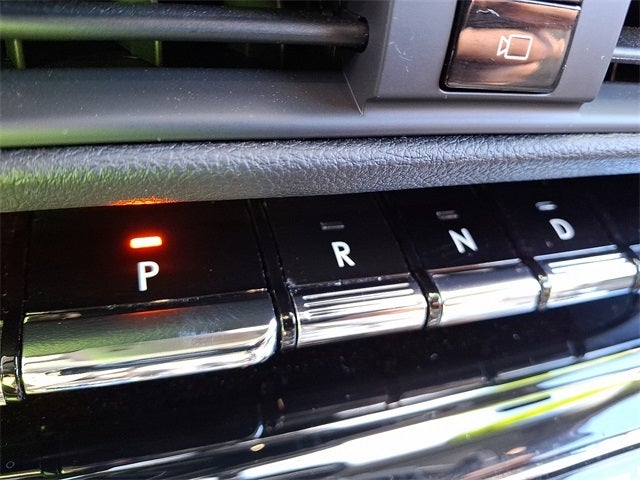 2022 Lincoln Corsair Standard AWD w/101a