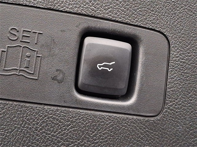 2022 Lincoln Corsair Standard AWD w/101a, Premium Package