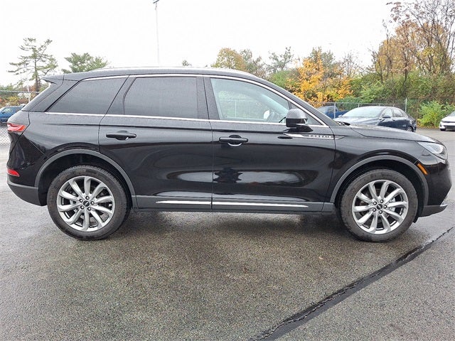 2022 Lincoln Corsair Standard AWD w/101a, Premium Package