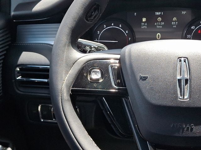 2022 Lincoln Corsair Standard AWD w/101a