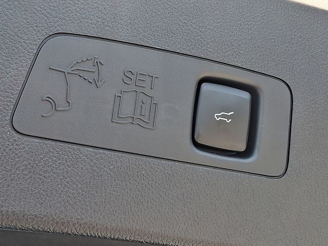 2022 Lincoln Corsair Standard AWD w/101a