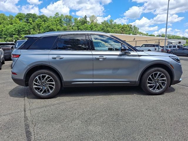 2022 Lincoln Corsair Standard AWD w/101a