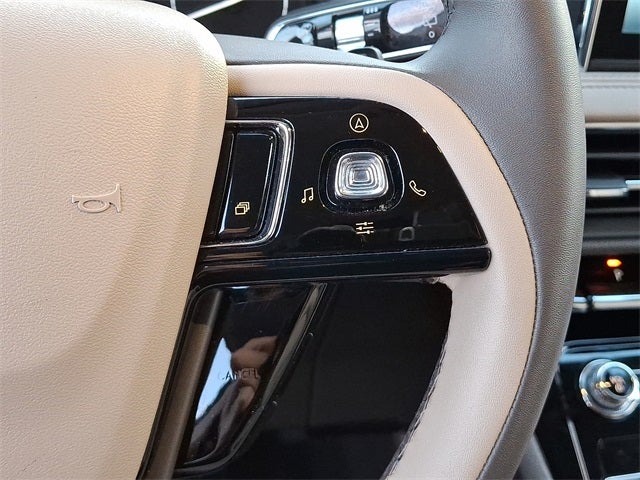 2022 Lincoln Corsair Standard AWD w/101a