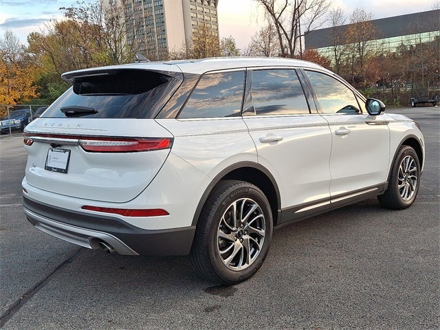 2022 Lincoln Corsair Standard AWD w/101a