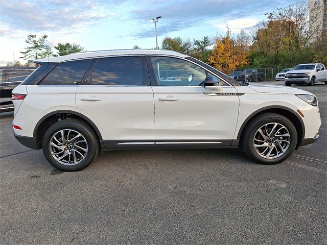 2022 Lincoln Corsair Standard AWD w/101a
