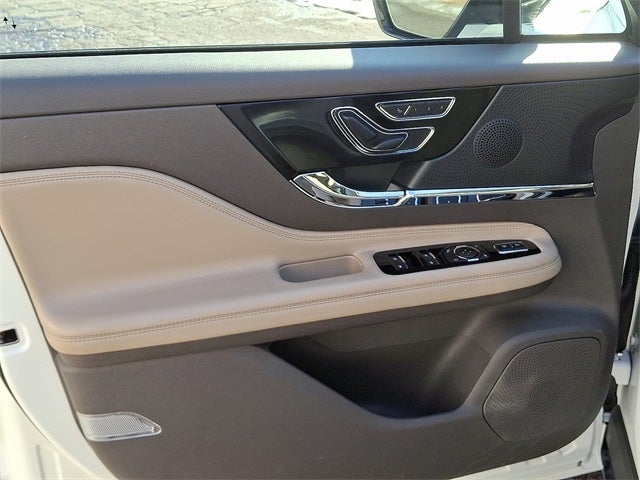 2023 Lincoln Corsair Standard AWD w/101a, Jet Package