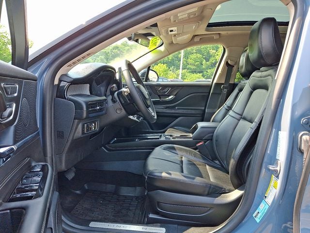 2023 Lincoln Corsair Standard AWD w/101a, Panoramic Roof
