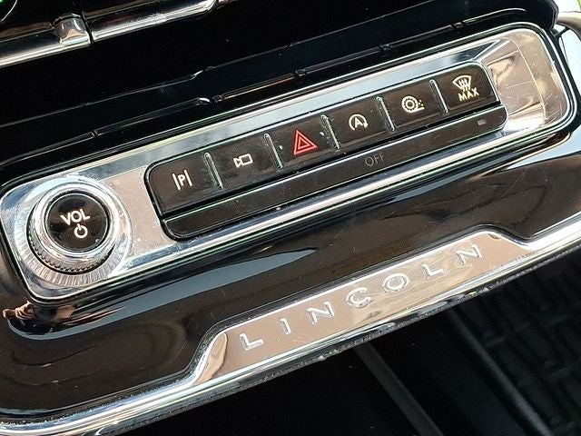 2023 Lincoln Corsair Standard AWD w/101a, Panoramic Roof