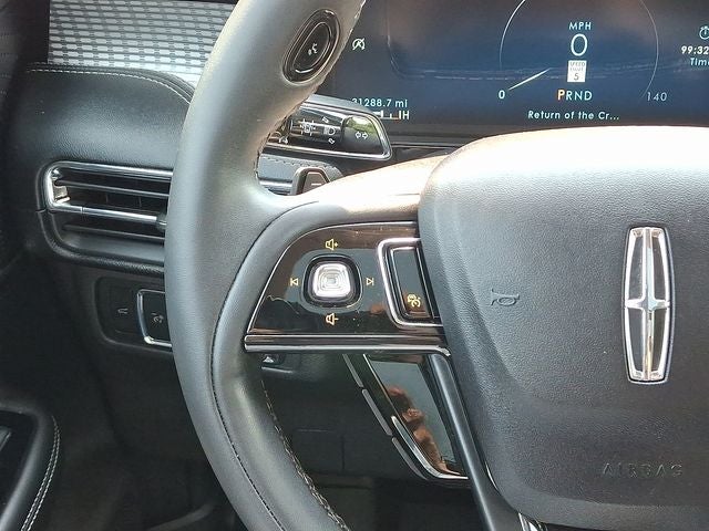 2023 Lincoln Corsair Standard AWD w/101a, Panoramic Roof