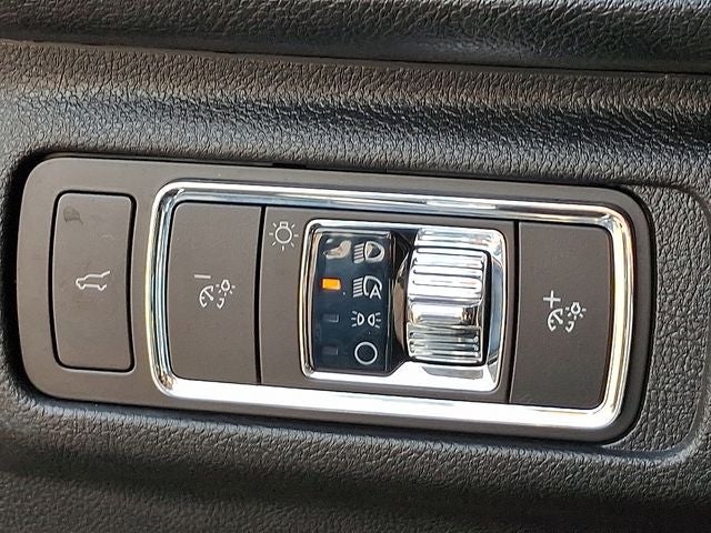 2023 Lincoln Corsair Standard AWD w/101a, Panoramic Roof