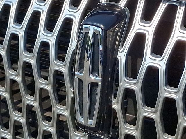 2023 Lincoln Corsair Standard AWD w/101a, Panoramic Roof