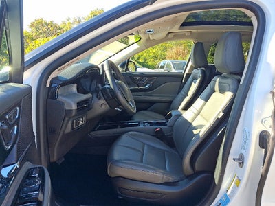 2024 Lincoln Corsair Premiere AWD w/101a, Panoramic Sunroof