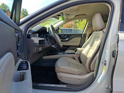 2023 Lincoln Corsair Standard AWD w/101a